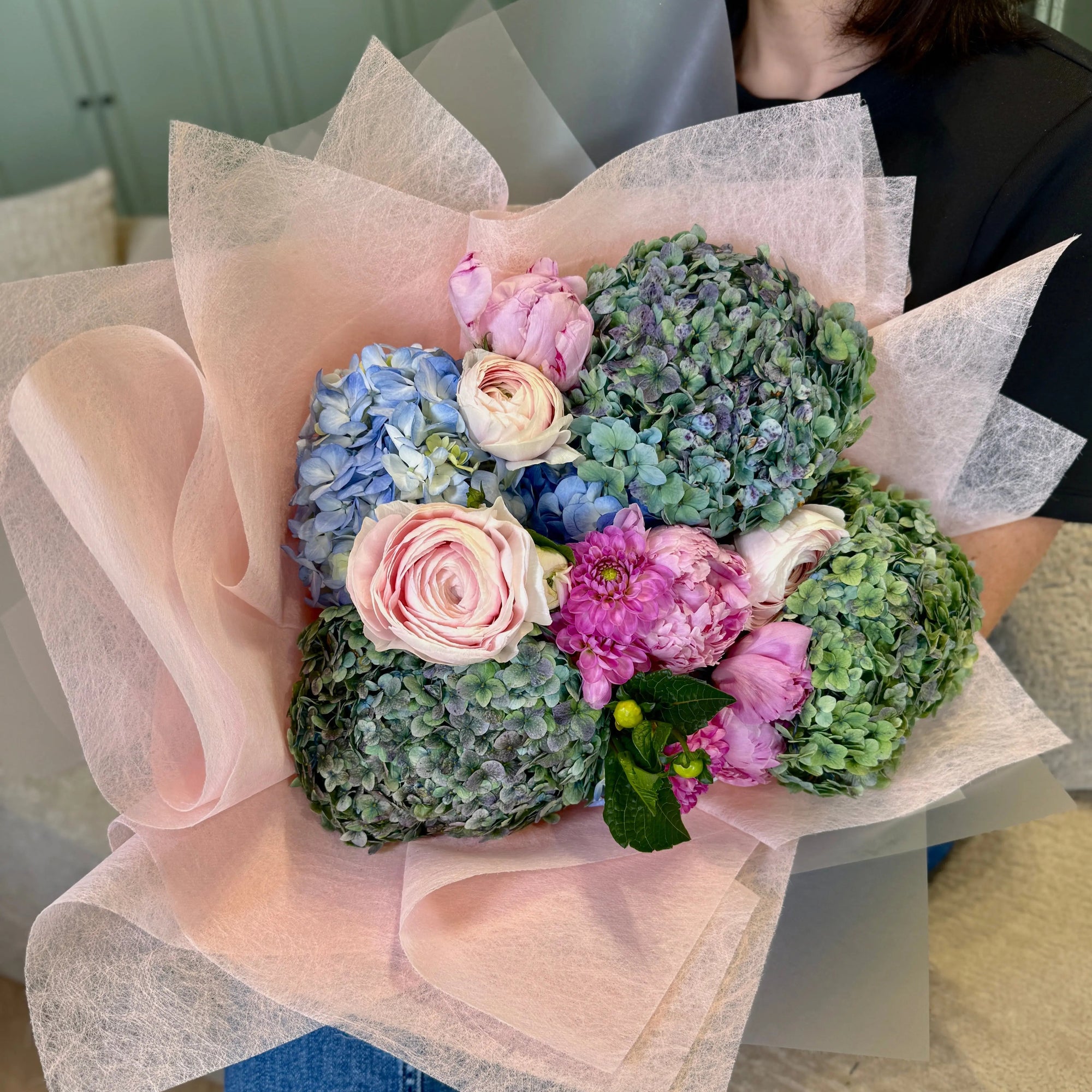 Bouquet #17-Eden Whisper