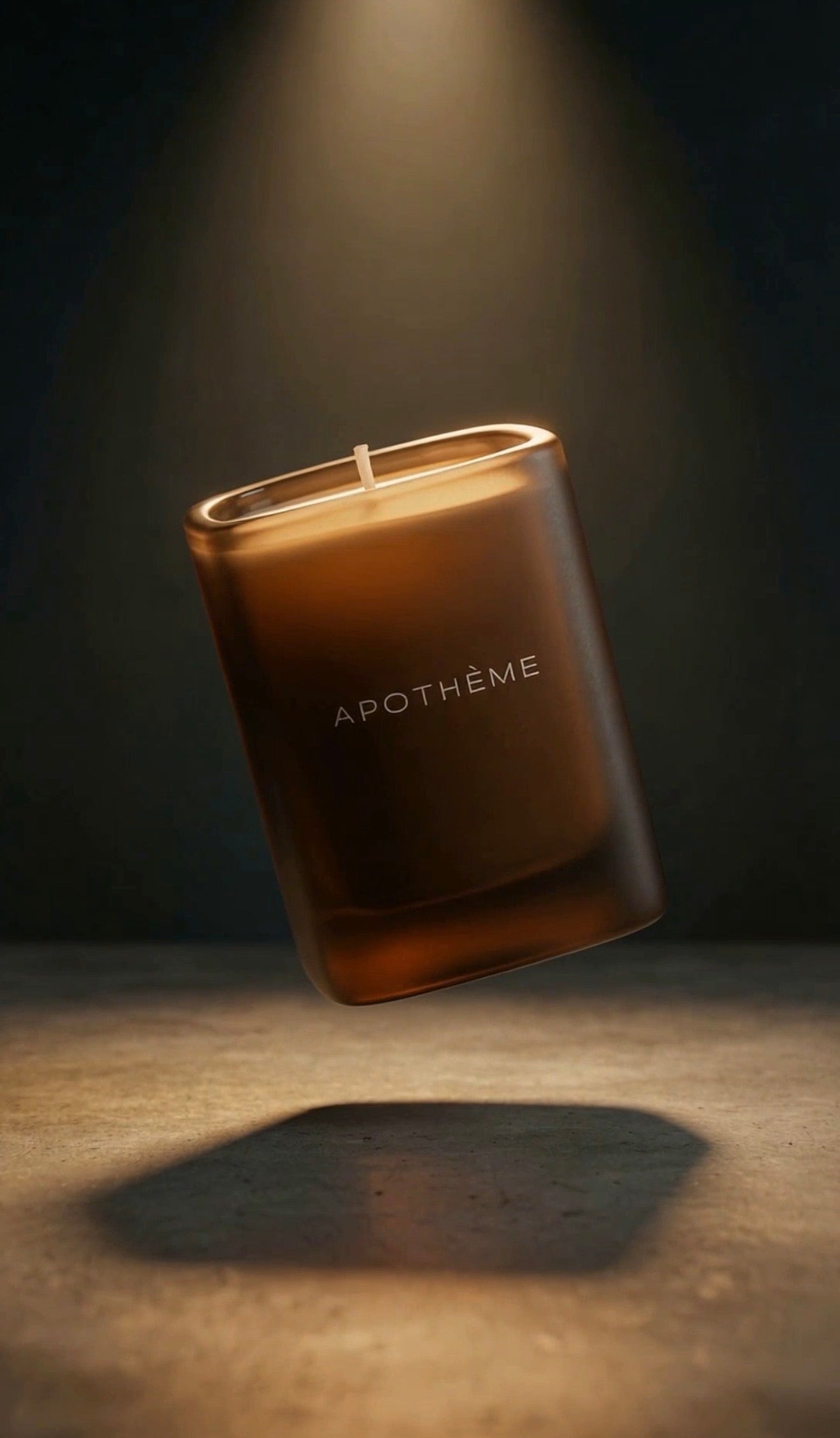 Apothème Cognac No. 8 — Candle