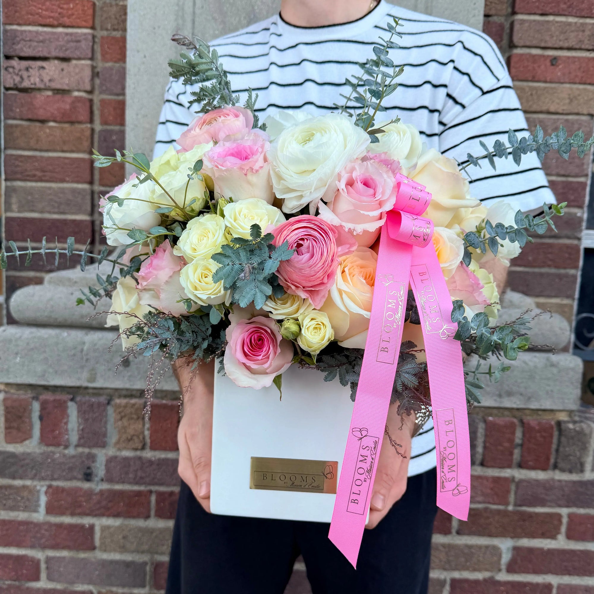 Pastel Lumière Arrangement