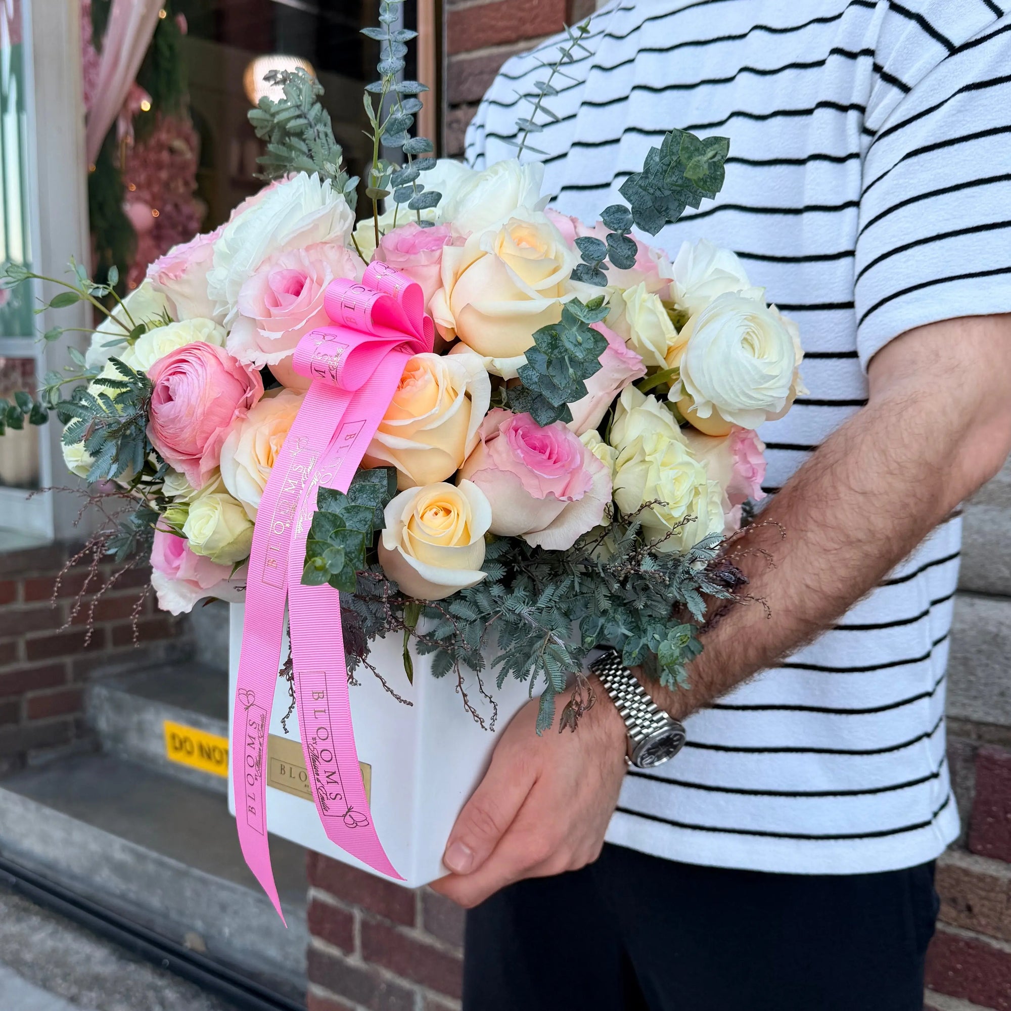 Pastel Lumière Arrangement