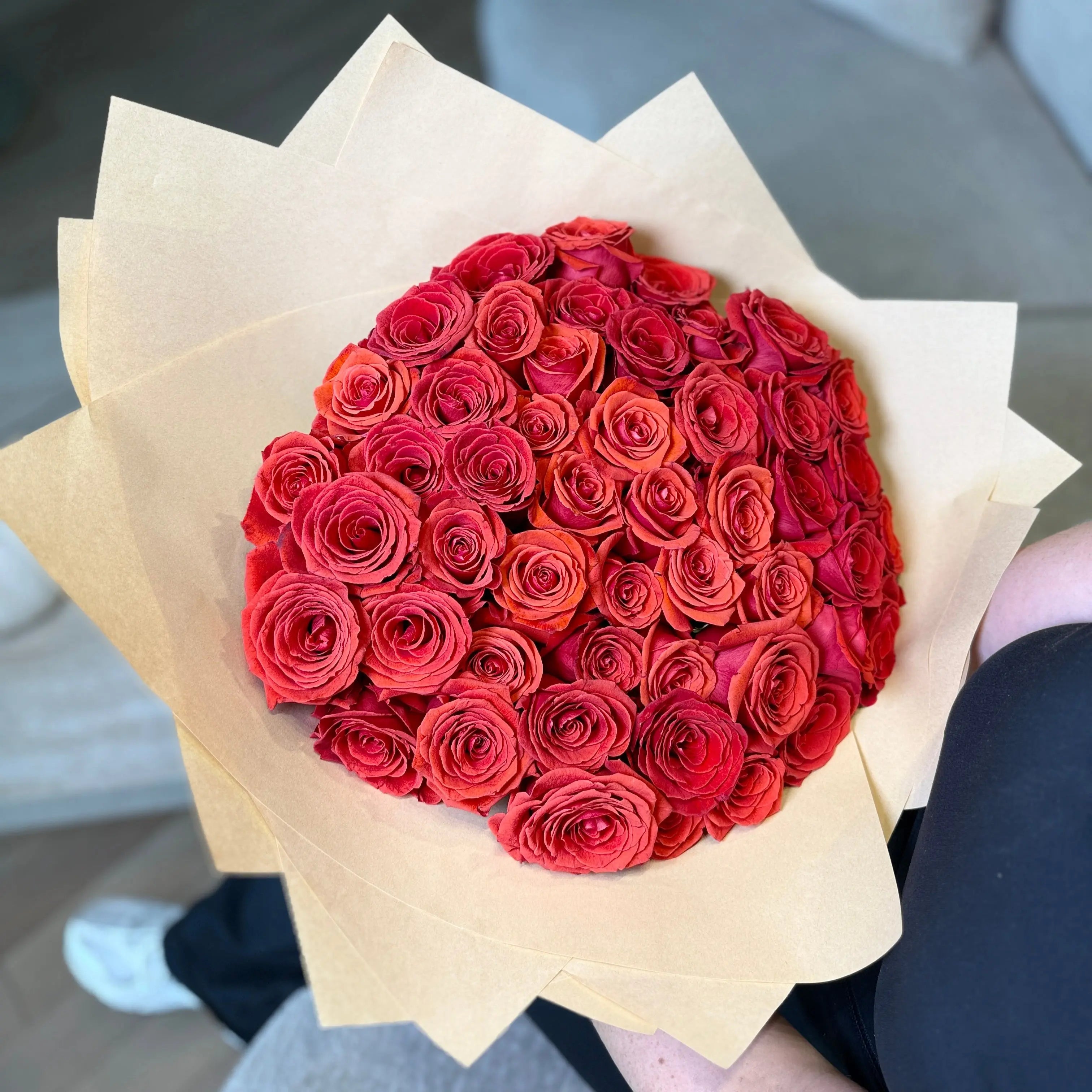 Fiery Sunset Rose Bouquet – Blooms by Maison d'Emilie