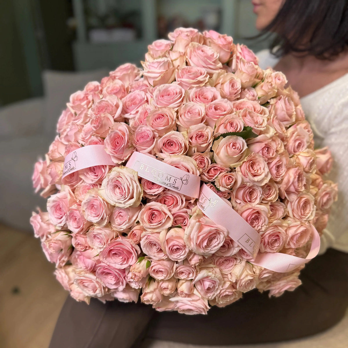 Rosé Blush Bouquet (Nationwide Delivery)