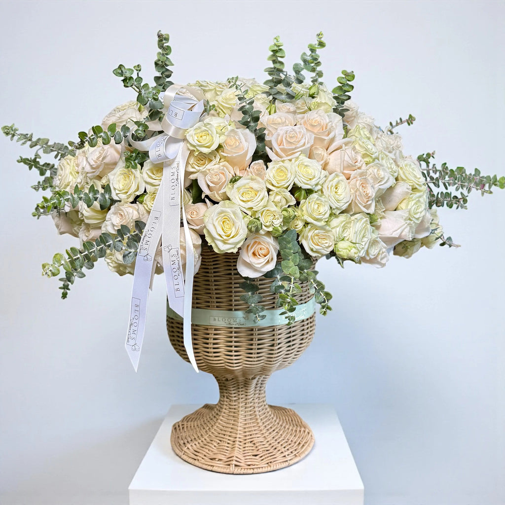 Ethereal Ivory Grande Basket